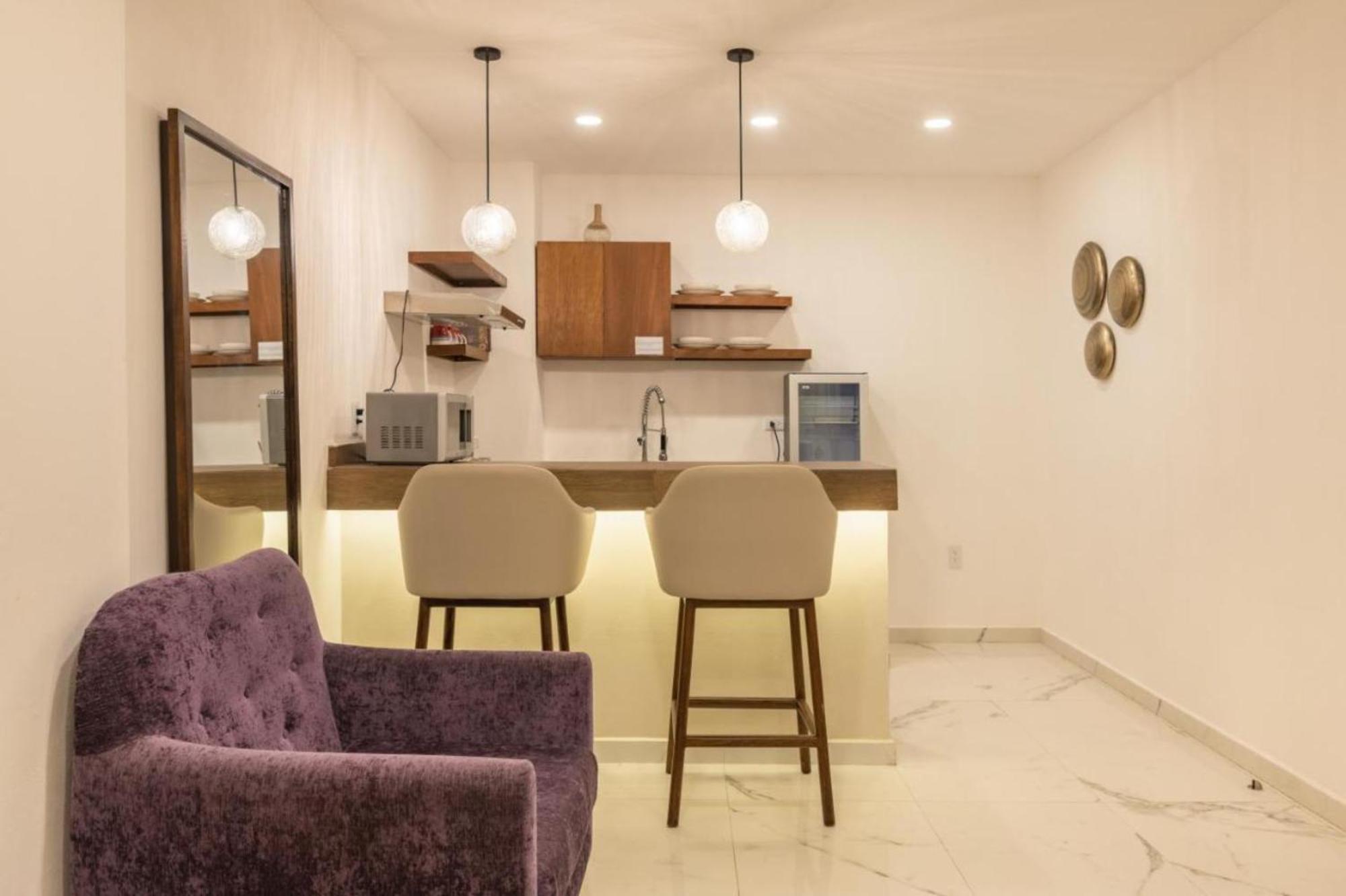 Collection O Hotel Marvic بلايا ديل كارمن المظهر الخارجي الصورة