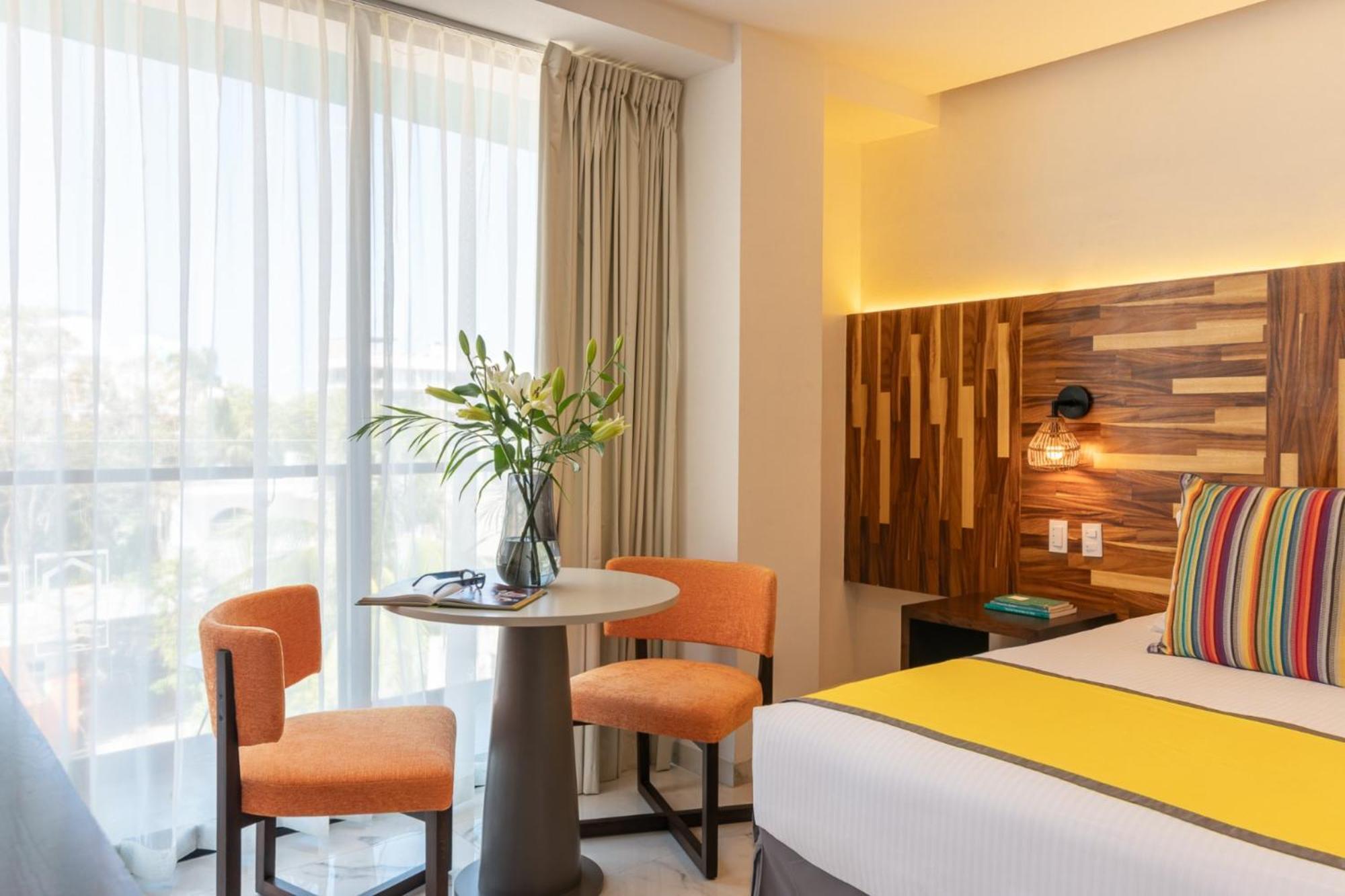 Collection O Hotel Marvic بلايا ديل كارمن المظهر الخارجي الصورة