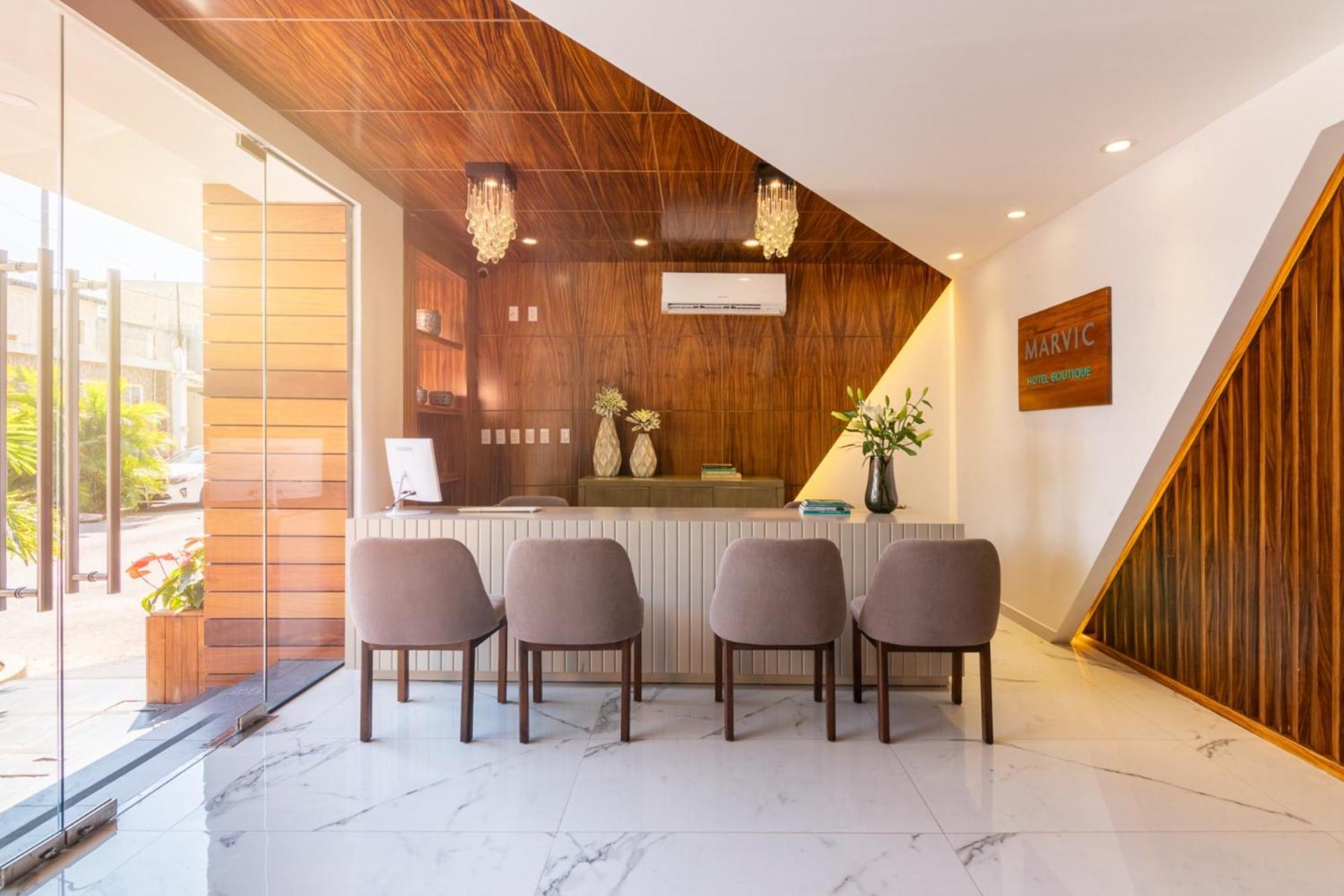 Collection O Hotel Marvic بلايا ديل كارمن المظهر الخارجي الصورة