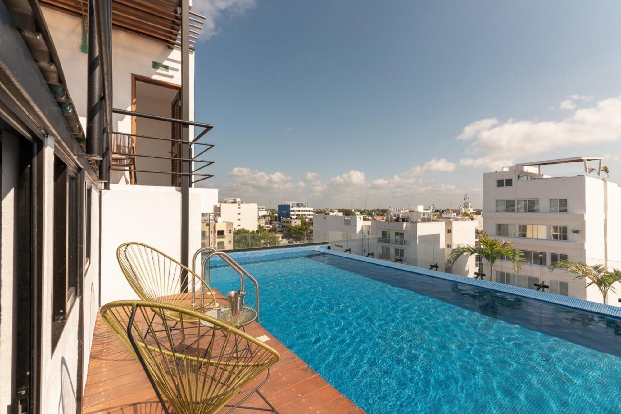 Collection O Hotel Marvic بلايا ديل كارمن المظهر الخارجي الصورة